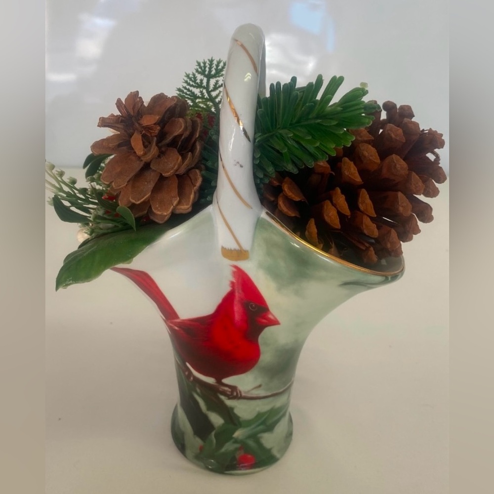 Hautman Brothers Collection Basket Cardinal in Holly Porcelain Christmas Vase 9"
